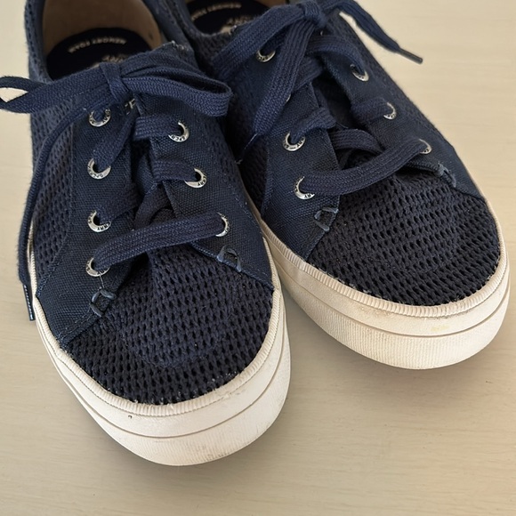 Sperry Navy Mesh Sneakers. Size 6.5 - Picture 2 of 10